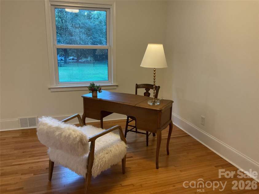 136 Gum Branch Road, Charlotte, NC 28214.  MLS# CAR4405461, YatesRealty ID 37848. 