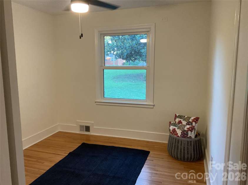 136 Gum Branch Road, Charlotte, NC 28214.  MLS# CAR4405461, YatesRealty ID 37848. 