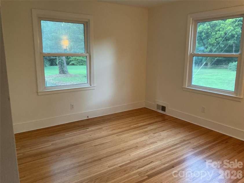 136 Gum Branch Road, Charlotte, NC 28214.  MLS# CAR4405461, YatesRealty ID 37848. 