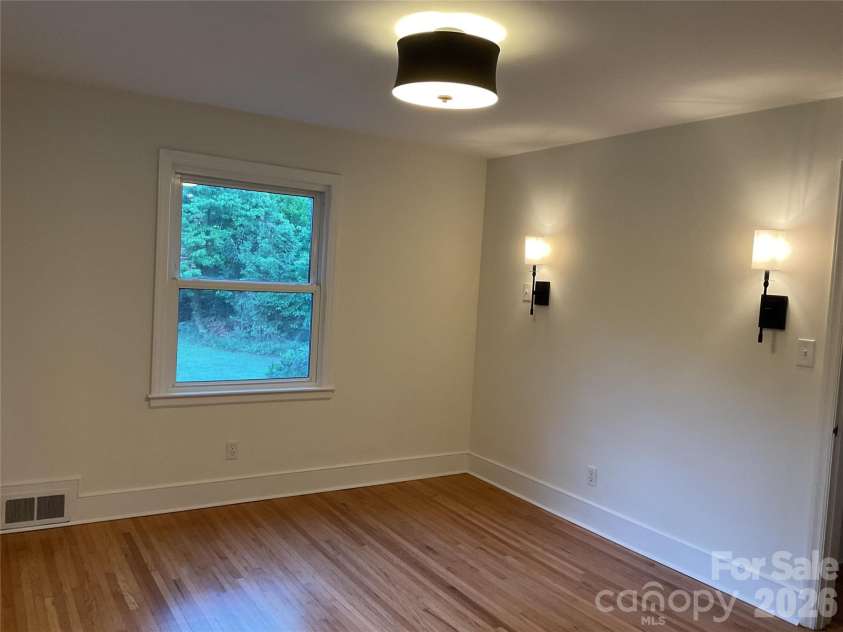 136 Gum Branch Road, Charlotte, NC 28214.  MLS# CAR4405461, YatesRealty ID 37848. 