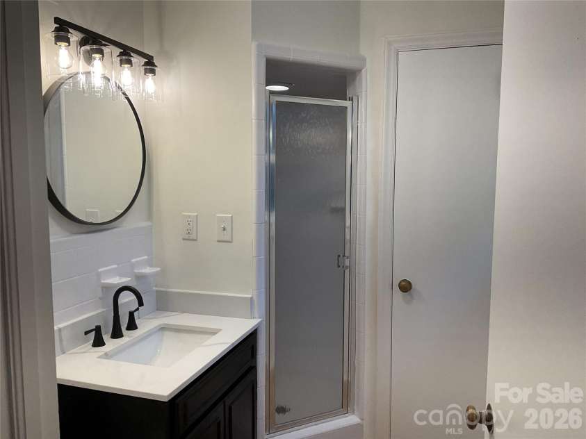 136 Gum Branch Road, Charlotte, NC 28214.  MLS# CAR4405461, YatesRealty ID 37848. 