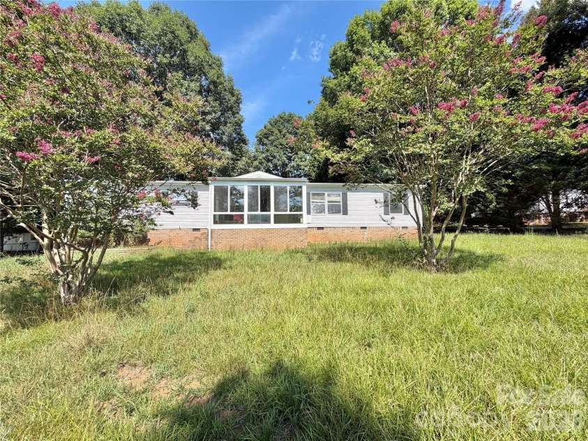 1050 Gold Mine Drive, Catawba, NC 28609.  MLS# CAR4404223, YatesRealty ID 37849. 