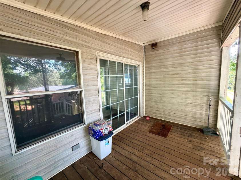 1050 Gold Mine Drive, Catawba, NC 28609.  MLS# CAR4404223, YatesRealty ID 37849. 