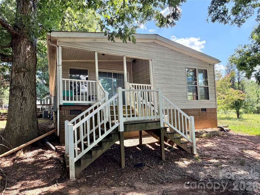 1050 Gold Mine Drive, Catawba, NC 28609.  MLS# CAR4404223, YatesRealty ID 37849. 
