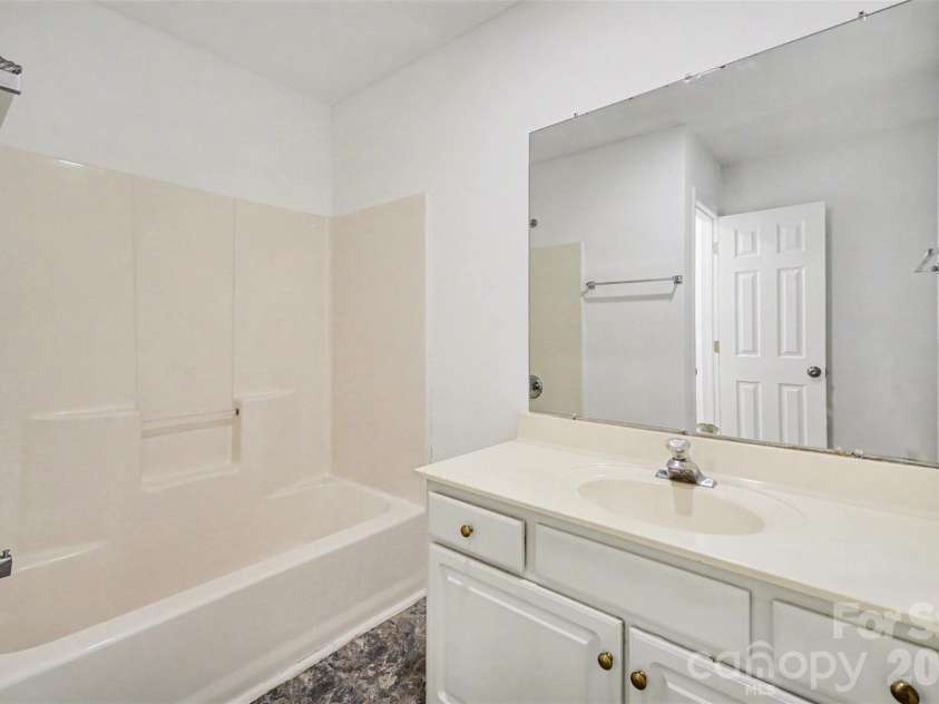 698 Rambo Road, Rock Hill, SC 29730.  MLS# CAR4338156, YatesRealty ID 3785. 