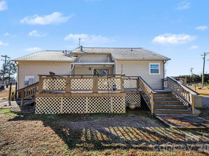 698 Rambo Road, Rock Hill, SC 29730.  MLS# CAR4338156, YatesRealty ID 3785. 