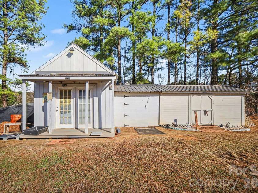 698 Rambo Road, Rock Hill, SC 29730.  MLS# CAR4338156, YatesRealty ID 3785. 