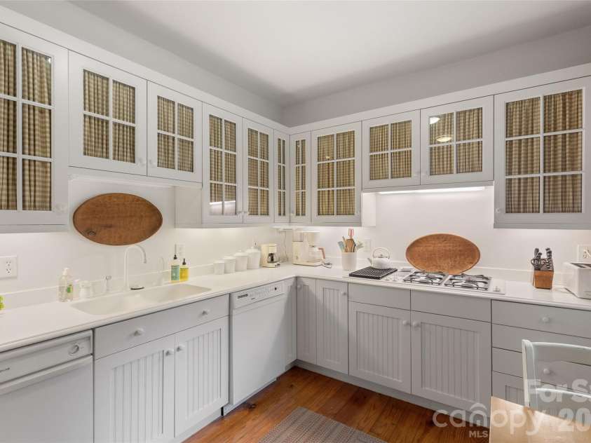 1213 Lost Valley Road, Scaly Mountain, NC 28775.  MLS# CAR4404560, YatesRealty ID 37850. 