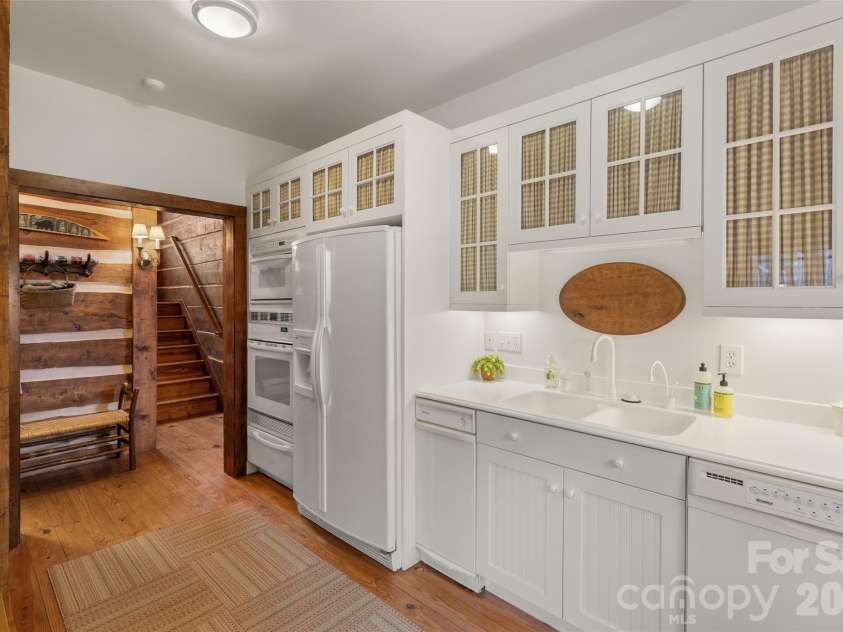1213 Lost Valley Road, Scaly Mountain, NC 28775.  MLS# CAR4404560, YatesRealty ID 37850. 