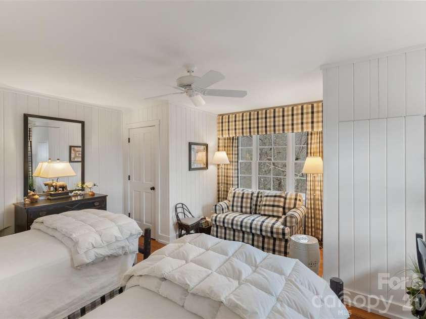 1213 Lost Valley Road, Scaly Mountain, NC 28775.  MLS# CAR4404560, YatesRealty ID 37850. 