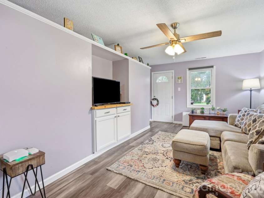 5418 Nix Creek Road, Marion, NC 28752.  MLS# CAR4404760, YatesRealty ID 37851. 