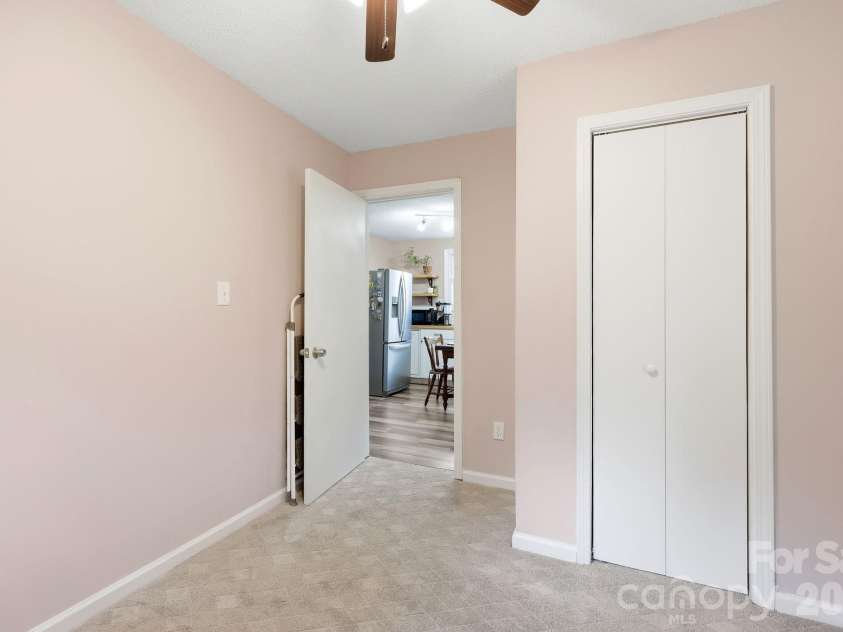 5418 Nix Creek Road, Marion, NC 28752.  MLS# CAR4404760, YatesRealty ID 37851. 