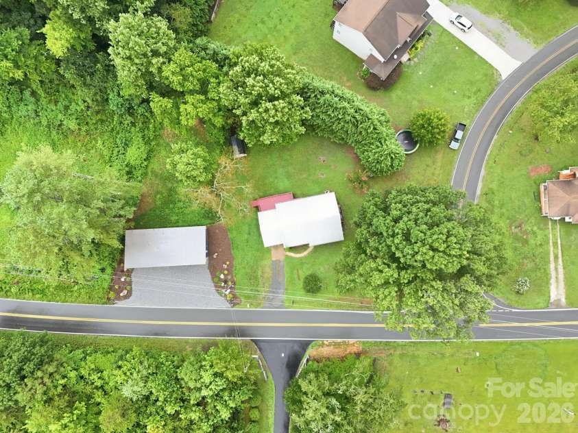5418 Nix Creek Road, Marion, NC 28752.  MLS# CAR4404760, YatesRealty ID 37851. 