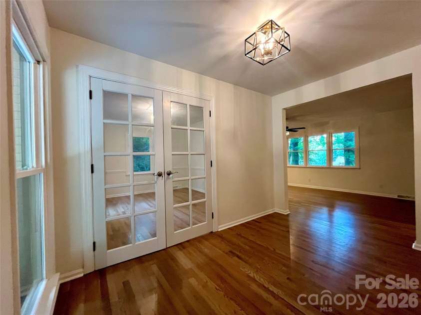 304 Travis Lane, Salisbury, NC 28146.  MLS# CAR4405285, YatesRealty ID 37852. 
