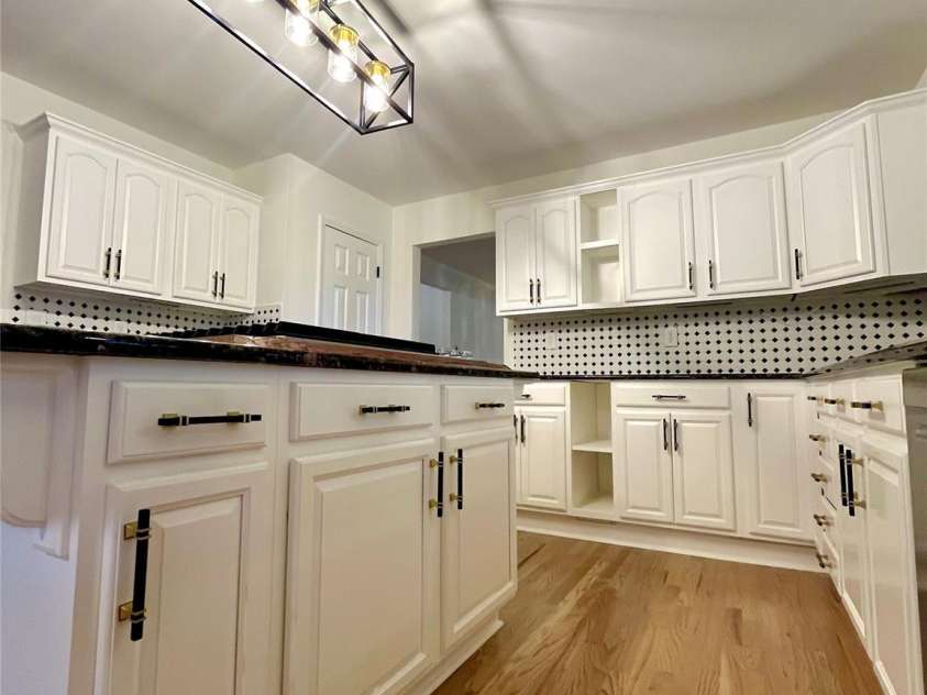 304 Travis Lane, Salisbury, NC 28146.  MLS# CAR4405285, YatesRealty ID 37852. 