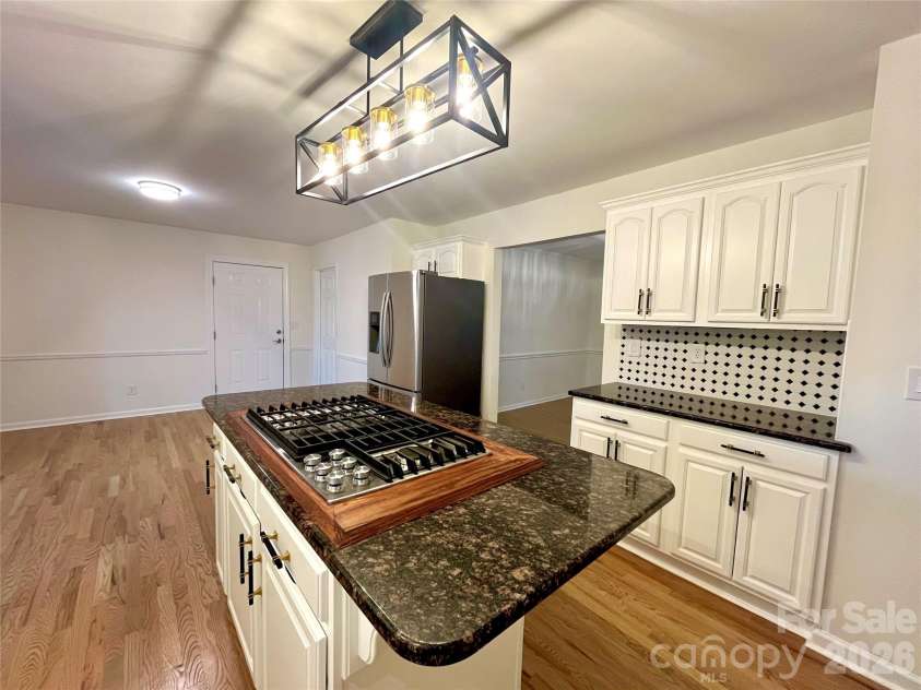 304 Travis Lane, Salisbury, NC 28146.  MLS# CAR4405285, YatesRealty ID 37852. 