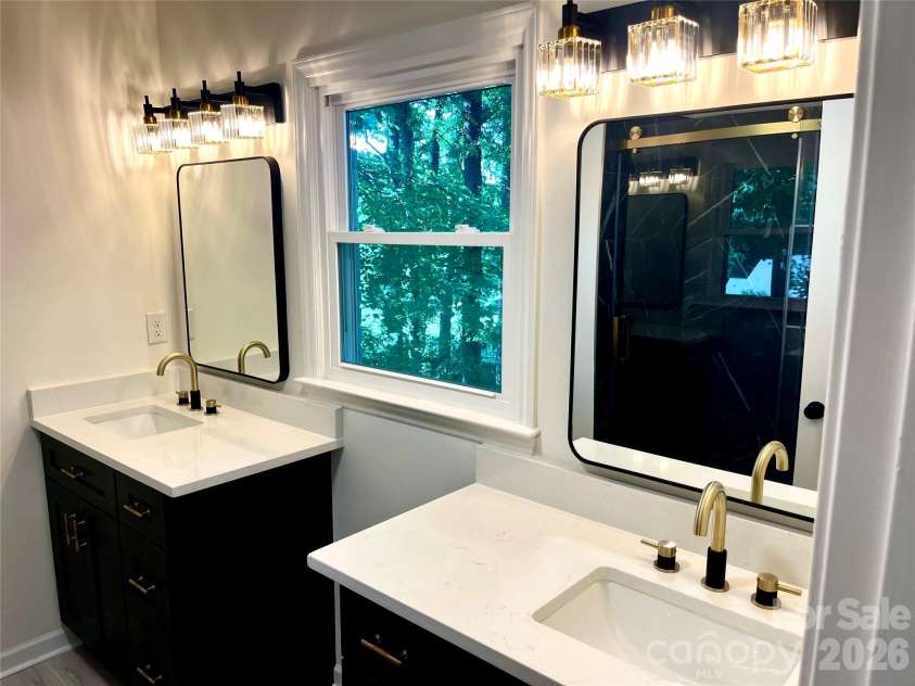 304 Travis Lane, Salisbury, NC 28146.  MLS# CAR4405285, YatesRealty ID 37852. 