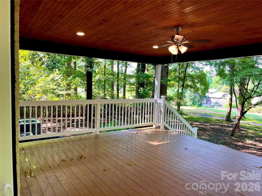 304 Travis Lane, Salisbury, NC 28146.  MLS# CAR4405285, YatesRealty ID 37852. 