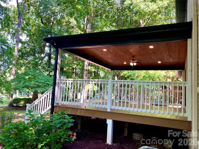 304 Travis Lane, Salisbury, NC 28146.  MLS# CAR4405285, YatesRealty ID 37852. 