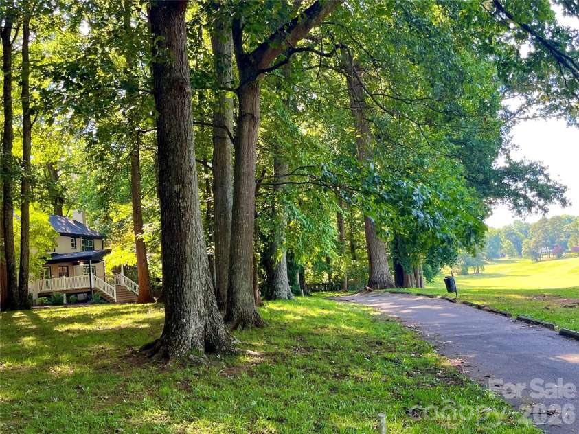 304 Travis Lane, Salisbury, NC 28146.  MLS# CAR4405285, YatesRealty ID 37852. 