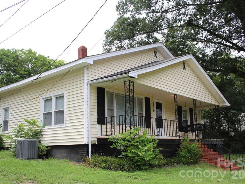 803 Long Street, Albemarle, NC 28001.  MLS# CAR4403245, YatesRealty ID 37854. Exterior Front/Side