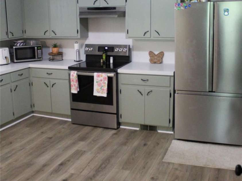 803 Long Street, Albemarle, NC 28001.  MLS# CAR4403245, YatesRealty ID 37854. Kitchen