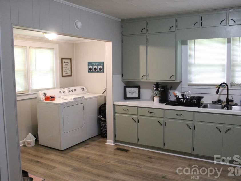 803 Long Street, Albemarle, NC 28001.  MLS# CAR4403245, YatesRealty ID 37854. Kitchen/Laundry Room