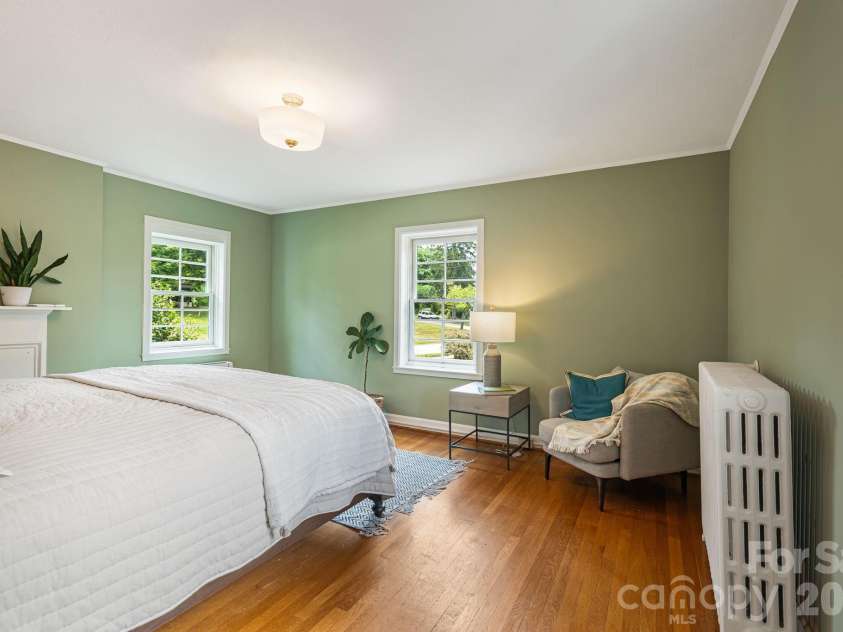 42 Cranford Road, Asheville, NC 28806.  MLS# CAR4401998, YatesRealty ID 37855. 