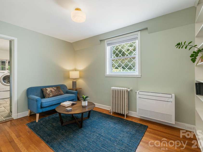 42 Cranford Road, Asheville, NC 28806.  MLS# CAR4401998, YatesRealty ID 37855. 