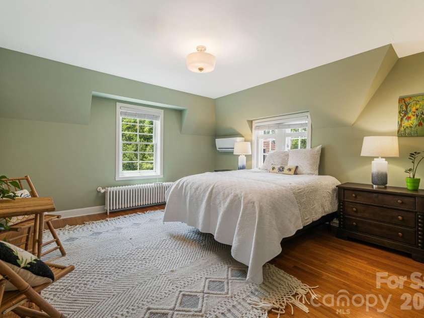 42 Cranford Road, Asheville, NC 28806.  MLS# CAR4401998, YatesRealty ID 37855. 