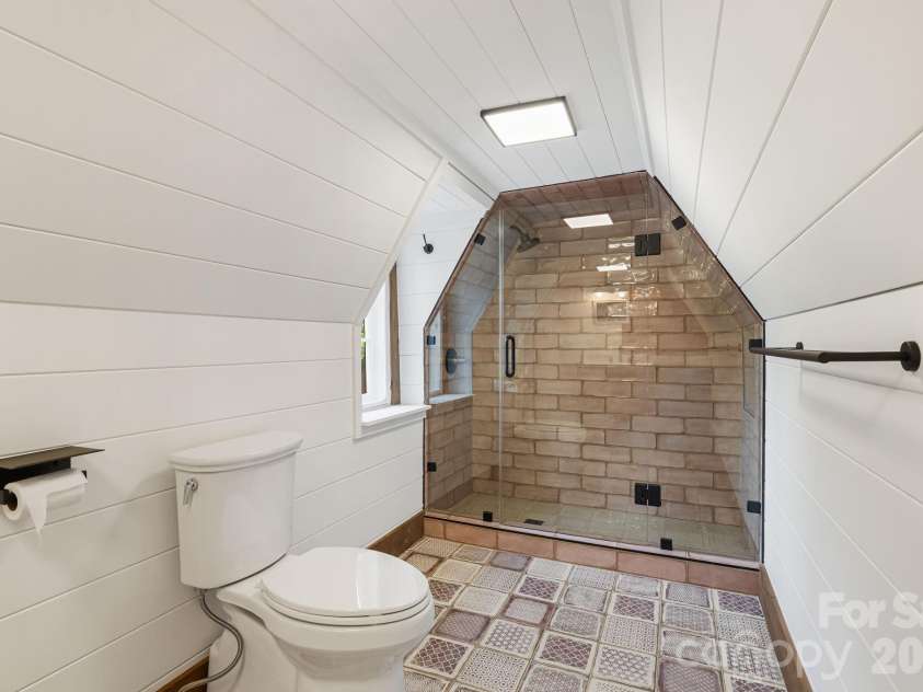 42 Cranford Road, Asheville, NC 28806.  MLS# CAR4401998, YatesRealty ID 37855. 