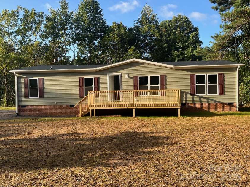958 Pinnacle Church Road, Nebo, NC 28761.  MLS# CAR4297060, YatesRealty ID 37856. 