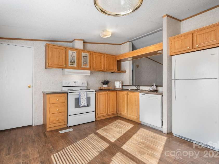 6118 Fox Gap Street, Morganton, NC 28655.  MLS# CAR4228074, YatesRealty ID 3786. 