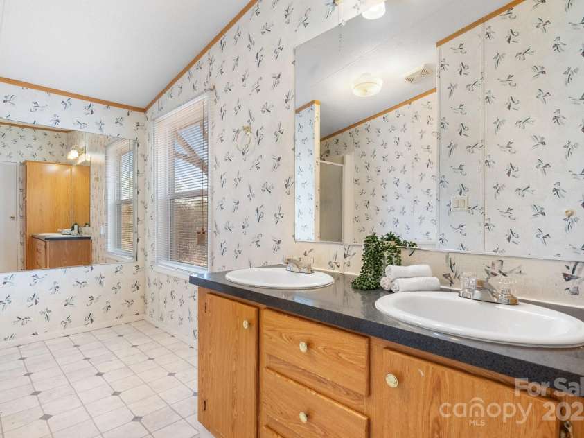 6118 Fox Gap Street, Morganton, NC 28655.  MLS# CAR4228074, YatesRealty ID 3786. 