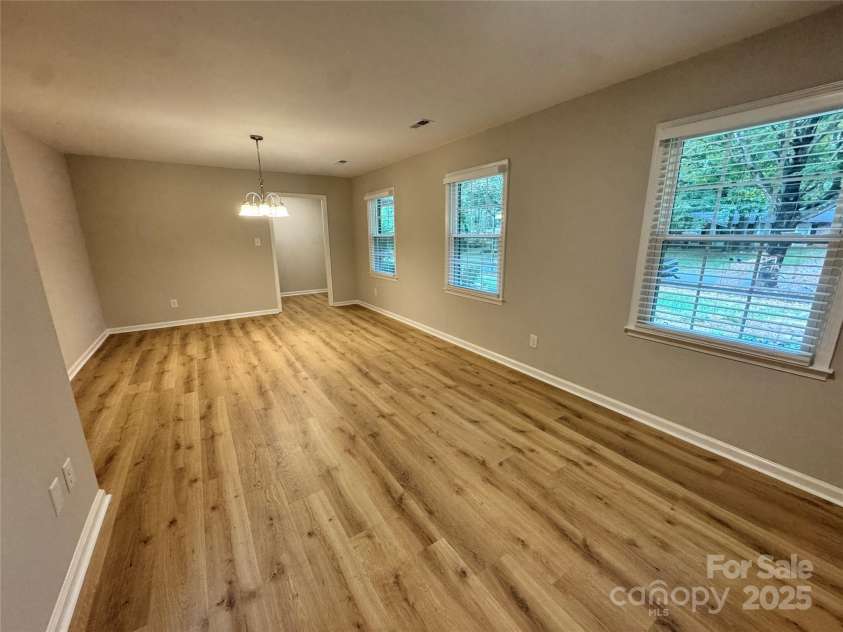 6314 Harrisburg Road, Charlotte, NC 28227.  MLS# CAR4330605, YatesRealty ID 3786. 