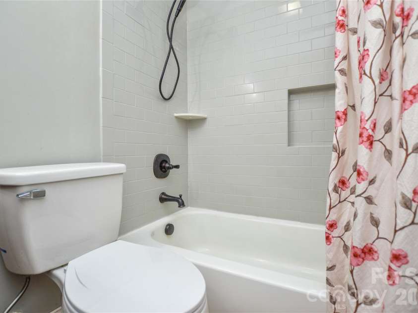134 Patton Lane, Kannapolis, NC 28081.  MLS# CAR4405244, YatesRealty ID 37861. 