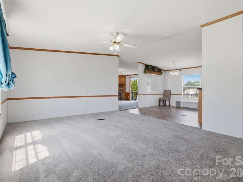 2299 Dellinger Drive, Newton, NC 28658.  MLS# CAR4403619, YatesRealty ID 37862. 