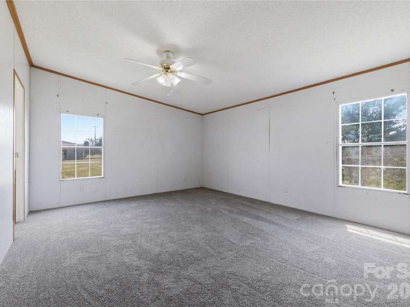 2299 Dellinger Drive, Newton, NC 28658.  MLS# CAR4403619, YatesRealty ID 37862. 