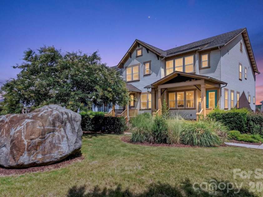 720 Waterscape Court, Rock Hill, SC 29730.  MLS# CAR4403764, YatesRealty ID 37863. 