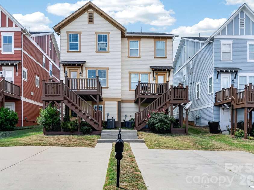 720 Waterscape Court, Rock Hill, SC 29730.  MLS# CAR4403764, YatesRealty ID 37863. 