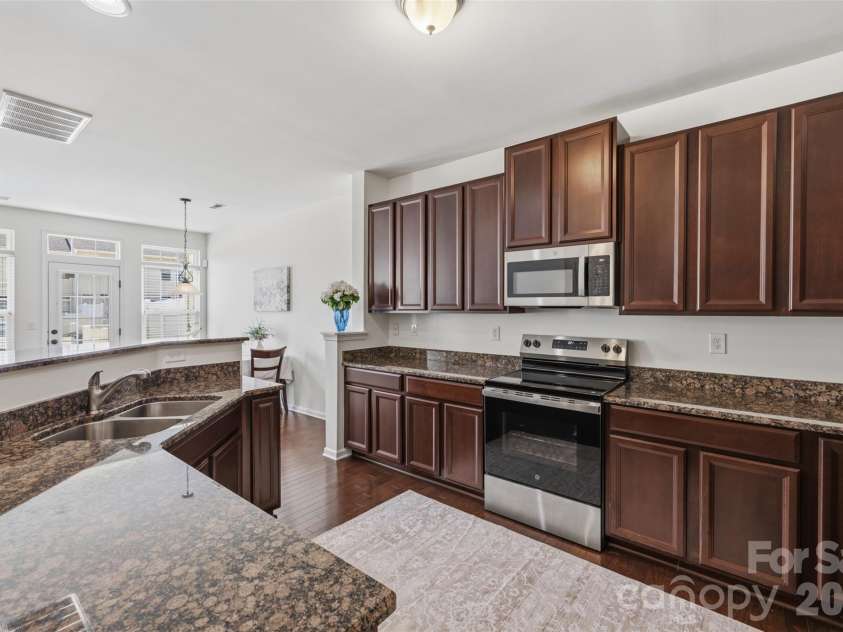 6904 Creft Circle, Indian Trail, NC 28079.  MLS# CAR4399346, YatesRealty ID 37865. 