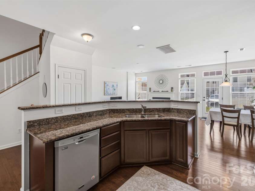 6904 Creft Circle, Indian Trail, NC 28079.  MLS# CAR4399346, YatesRealty ID 37865. 