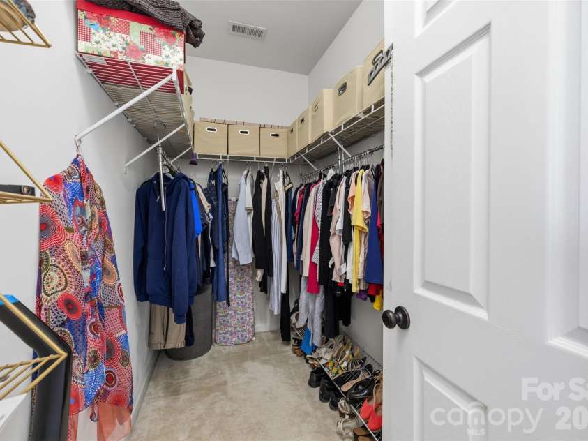 6904 Creft Circle, Indian Trail, NC 28079.  MLS# CAR4399346, YatesRealty ID 37865. 