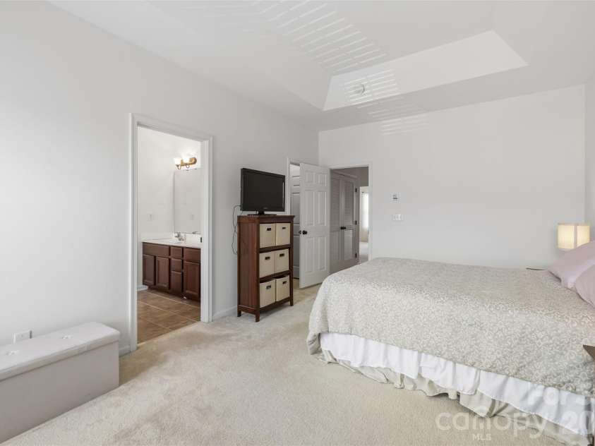 6904 Creft Circle, Indian Trail, NC 28079.  MLS# CAR4399346, YatesRealty ID 37865. 