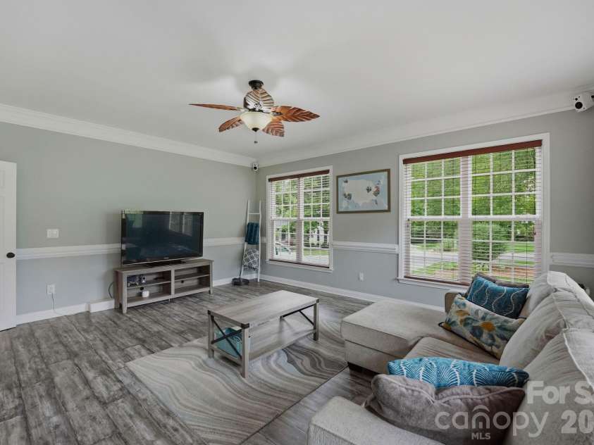 184 Herons Gate Drive, Mooresville, NC 28117.  MLS# CAR4389581, YatesRealty ID 37866. 
