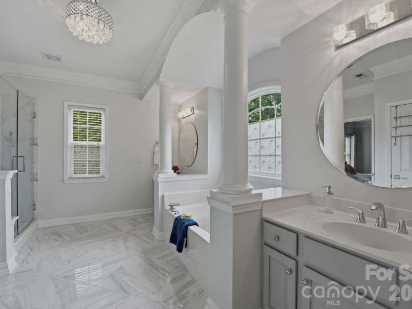 184 Herons Gate Drive, Mooresville, NC 28117.  MLS# CAR4389581, YatesRealty ID 37866. 