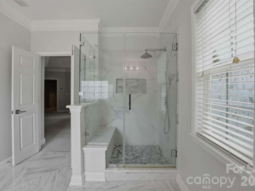 184 Herons Gate Drive, Mooresville, NC 28117.  MLS# CAR4389581, YatesRealty ID 37866. 