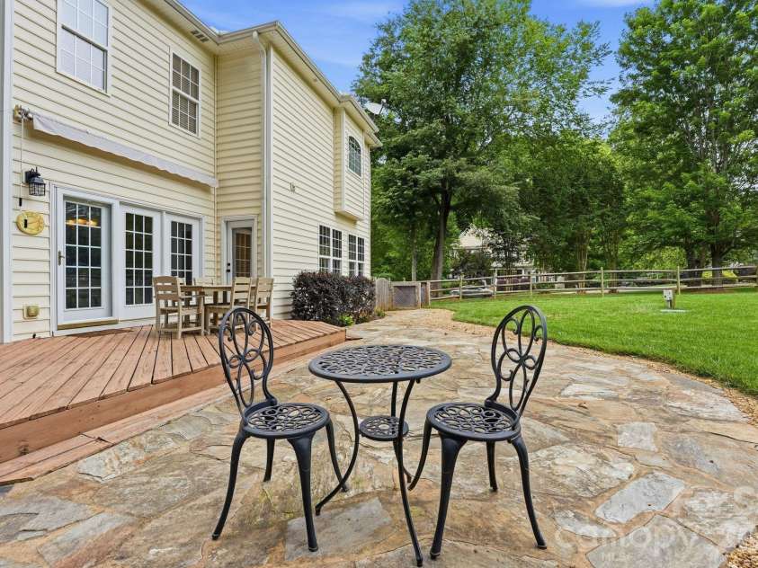 184 Herons Gate Drive, Mooresville, NC 28117.  MLS# CAR4389581, YatesRealty ID 37866. 