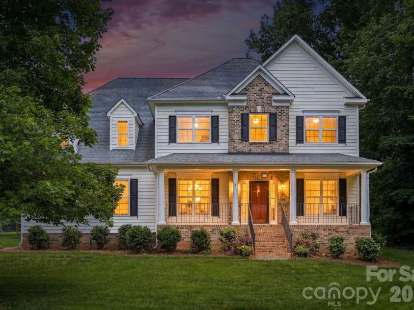 184 Herons Gate Drive, Mooresville, NC 28117.  MLS# CAR4389581, YatesRealty ID 37866. 