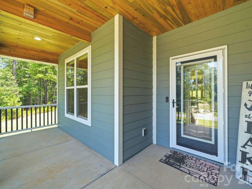 4072 Barbrick Street, Sherrills Ford, NC 28673.  MLS# CAR4402817, YatesRealty ID 37867. 